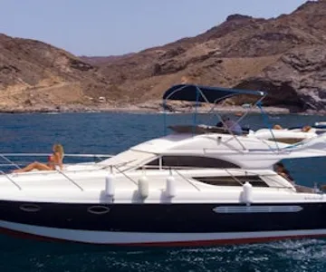 Puerto de Mogan: 4-Hr Dolphin Watching Tour by Keeper Uno